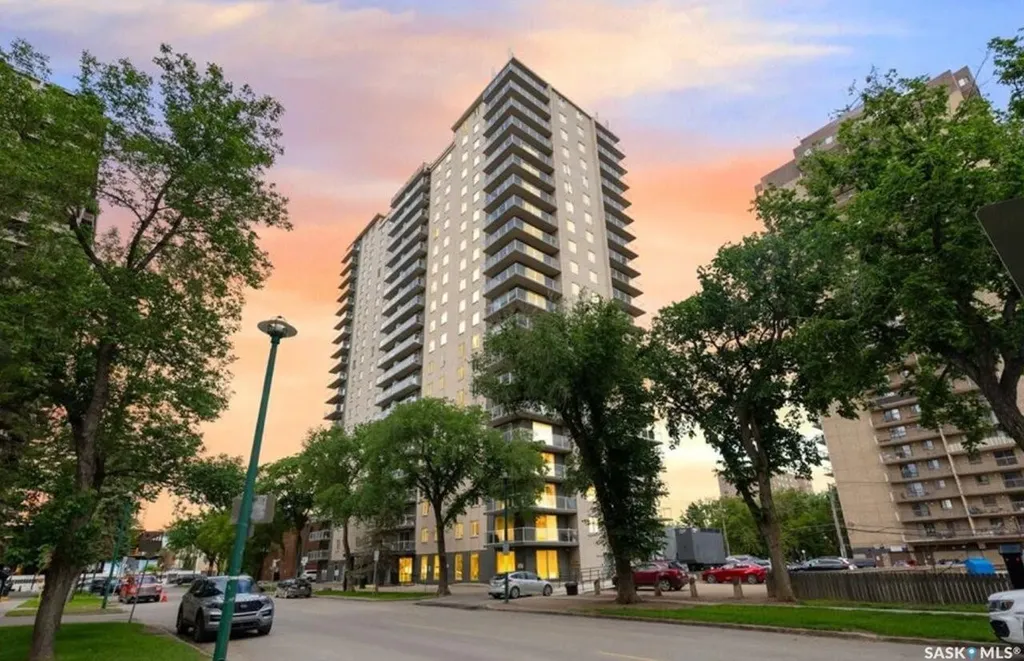 320 5th Avenue N Saskatoon SK S7K 2P5