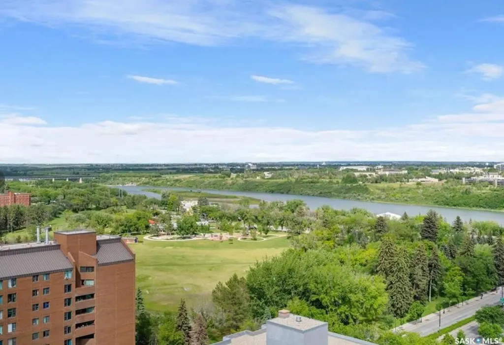320 5th Avenue N Saskatoon SK S7K 2P5