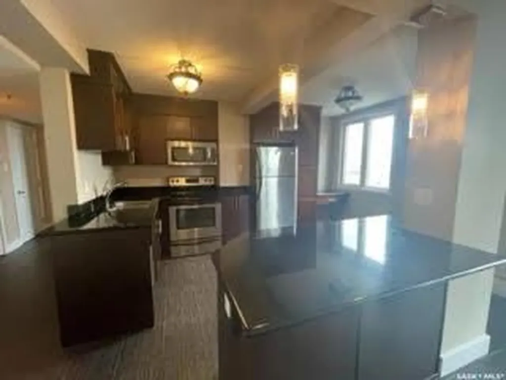 320 5th Avenue N Saskatoon SK S7K 2P5