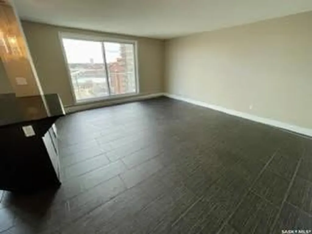 320 5th Avenue N Saskatoon SK S7K 2P5