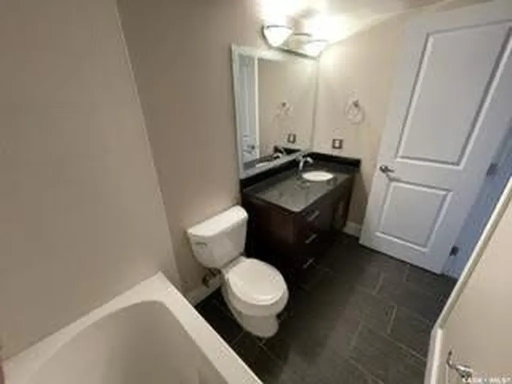 320 5th Avenue N Saskatoon SK S7K 2P5