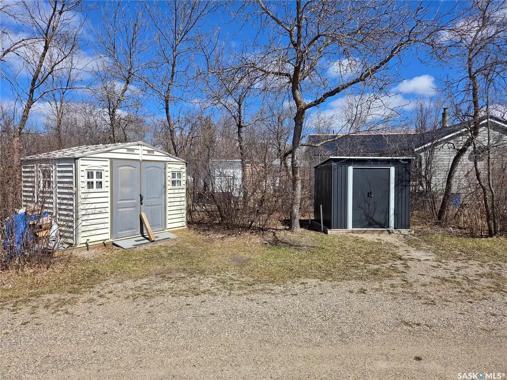 14 Echwayatanka Drive White Bear Ir 70 SK S0C 2S0