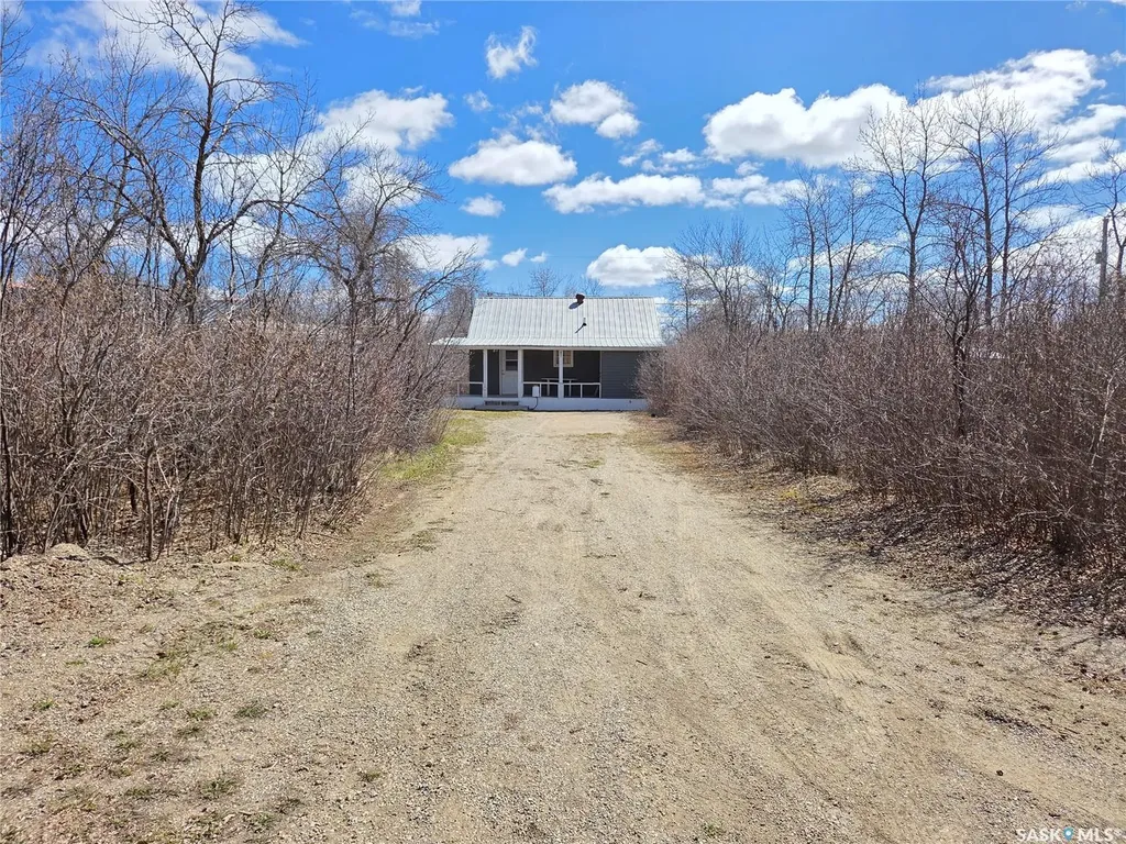 14 Echwayatanka Drive White Bear Ir 70 SK S0C 2S0