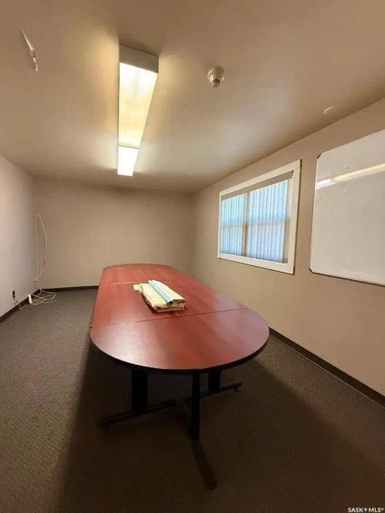 300/302 8th Avenue W Kindersley SK S0L 1S0