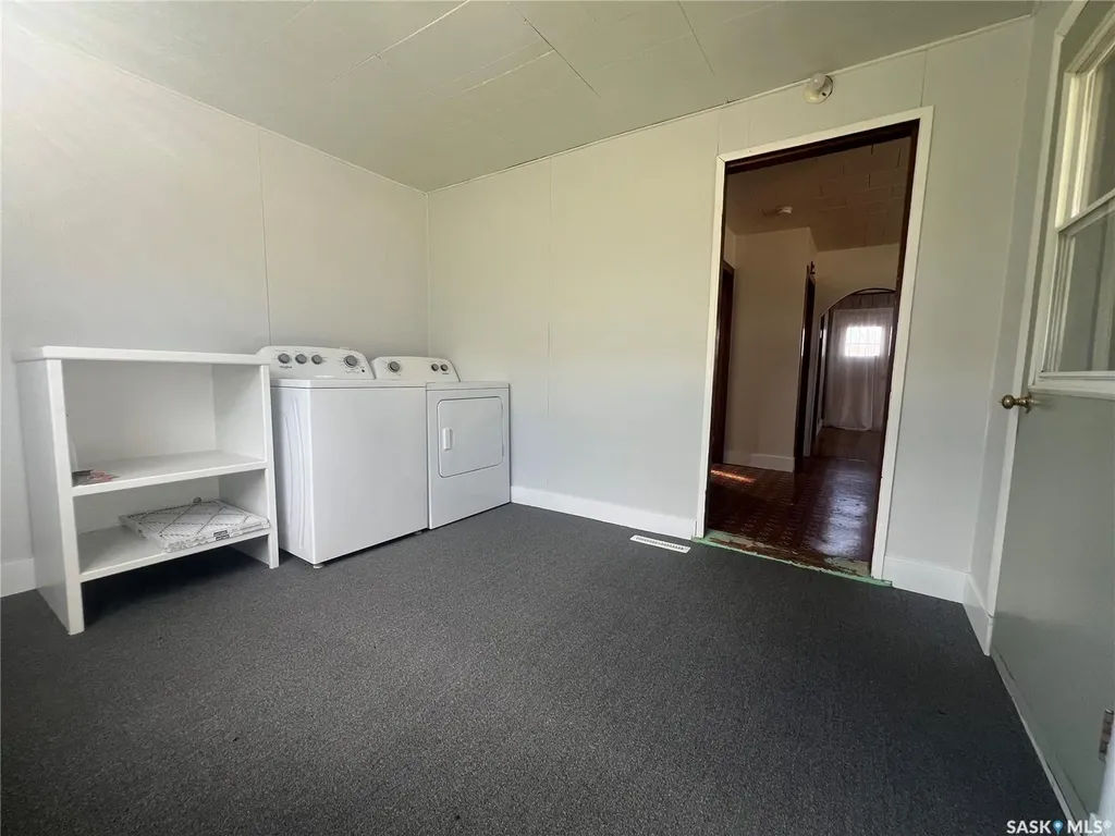 301 Gonczy Avenue Esterhazy SK S0A 0X0