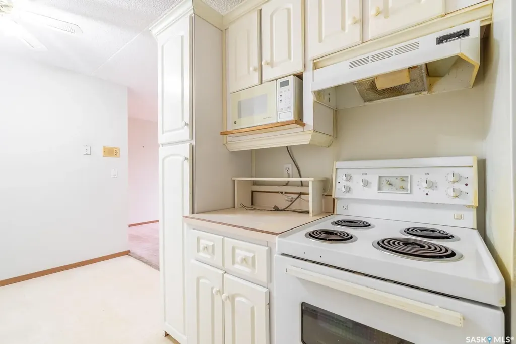 20 Kleisinger Crescent Regina SK S4R 7M3