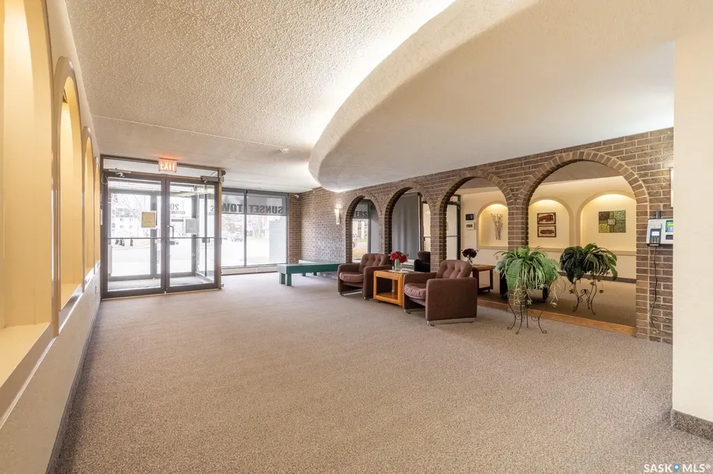20 Kleisinger Crescent Regina SK S4R 7M3