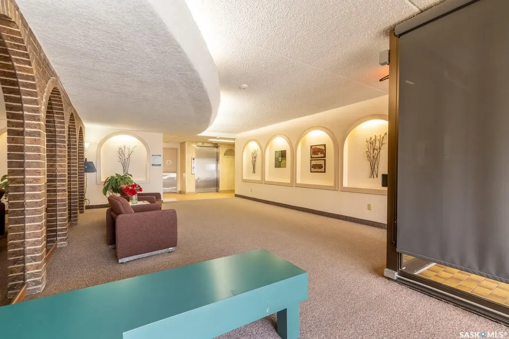 20 Kleisinger Crescent Regina SK S4R 7M3