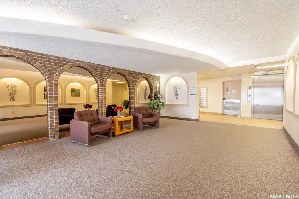 20 Kleisinger Crescent Regina SK S4R 7M3
