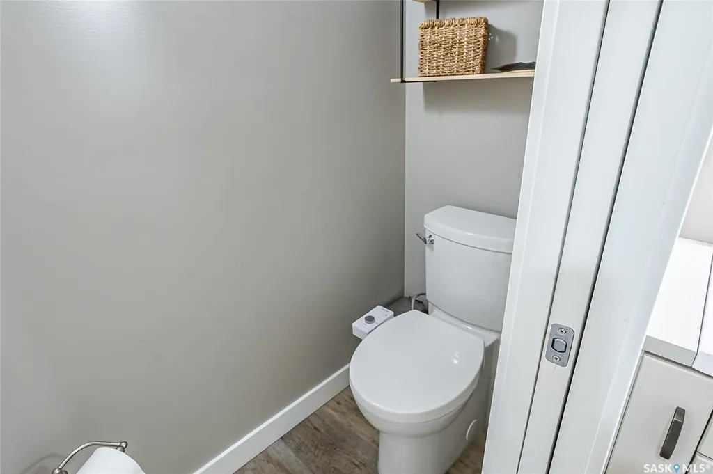 475 L Avenue S Saskatoon SK S7M 5Y6