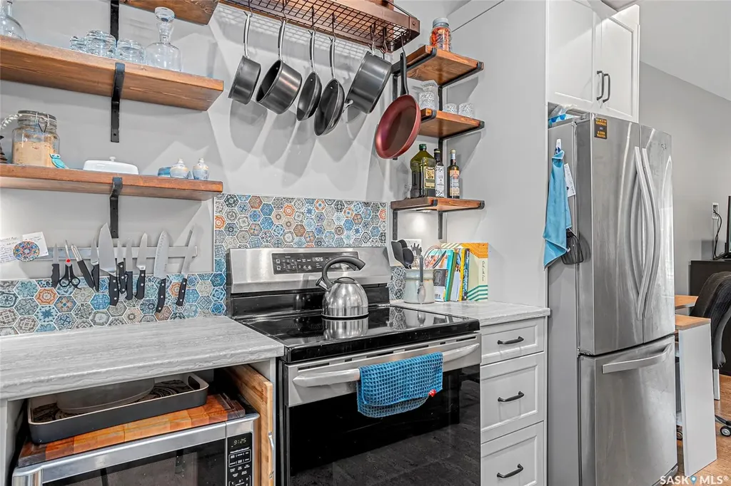 475 L Avenue S Saskatoon SK S7M 5Y6