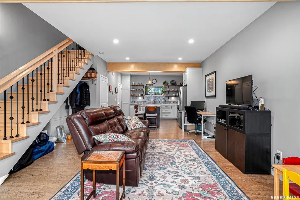 475 L Avenue S Saskatoon SK S7M 5Y6