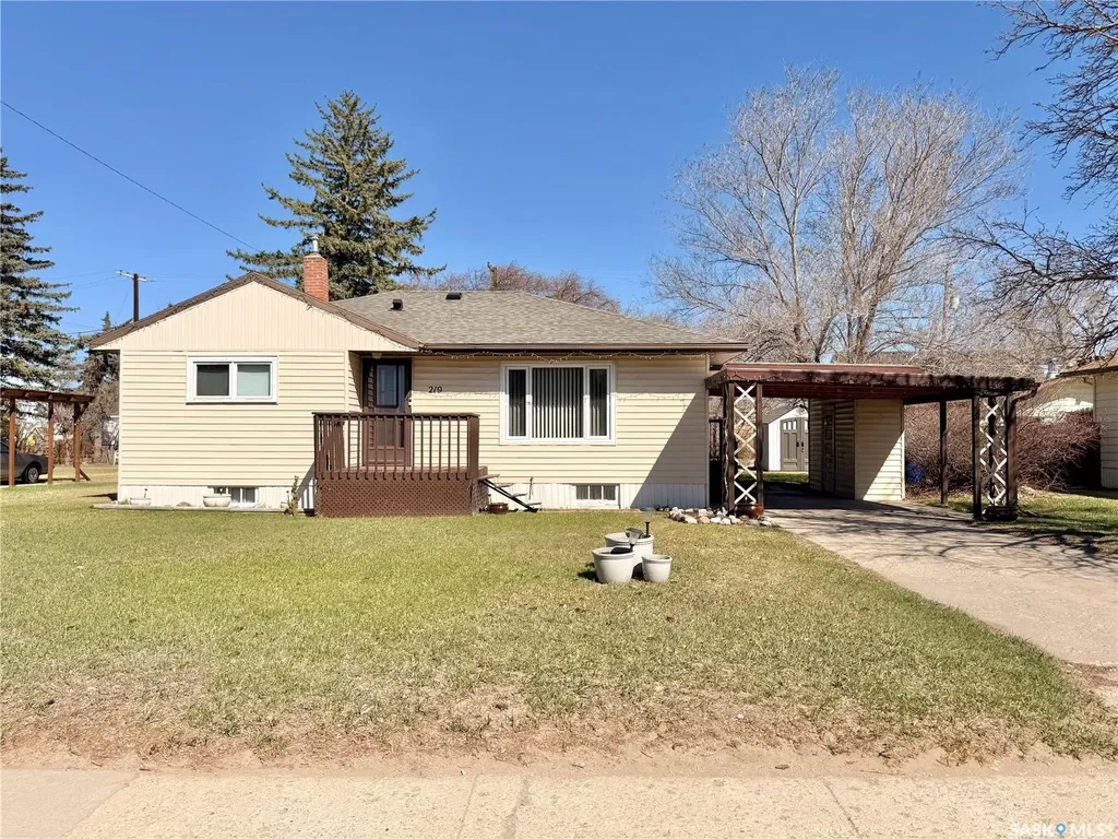 219 Thomson Street Outlook SK S0L 2N0