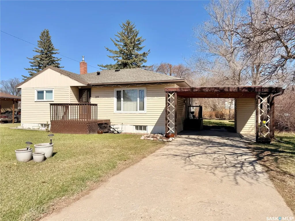 219 Thomson Street Outlook SK S0L 2N0