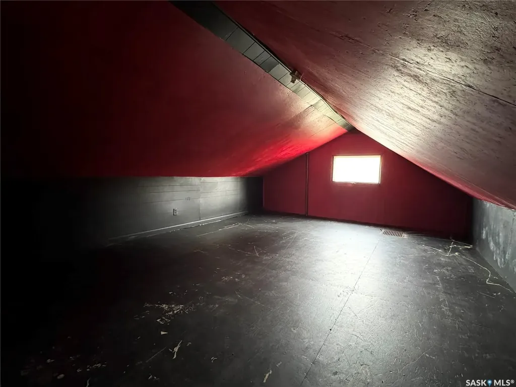 107 & 109 Otter Street Cut Knife SK S0M 0N0