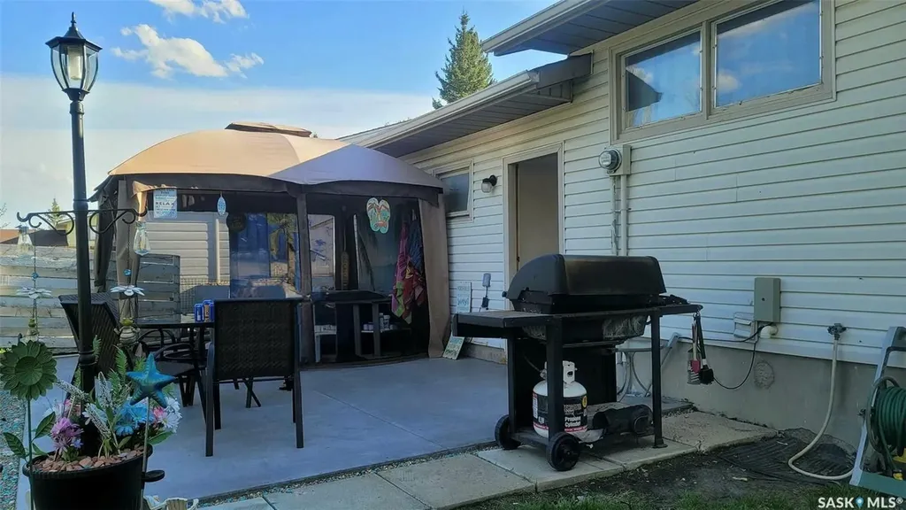 507 Dennis Street Esterhazy SK S0A 0X0