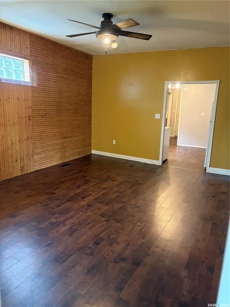 306 1st Street W Carnduff SK S0C 0S0