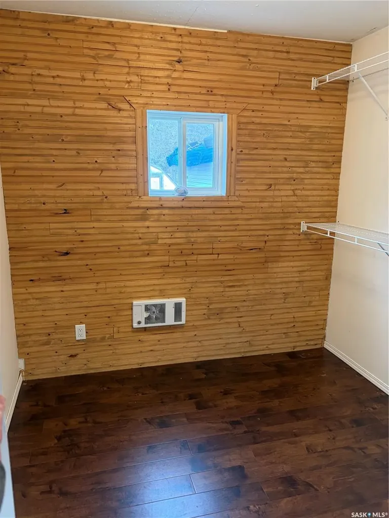 306 1st Street W Carnduff SK S0C 0S0