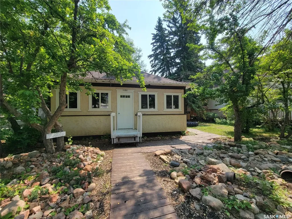 1162 104th Street North Battleford SK S9A 1N6