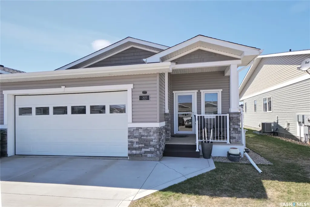 1015 Bradley Street Moose Jaw SK S6H 5Y4