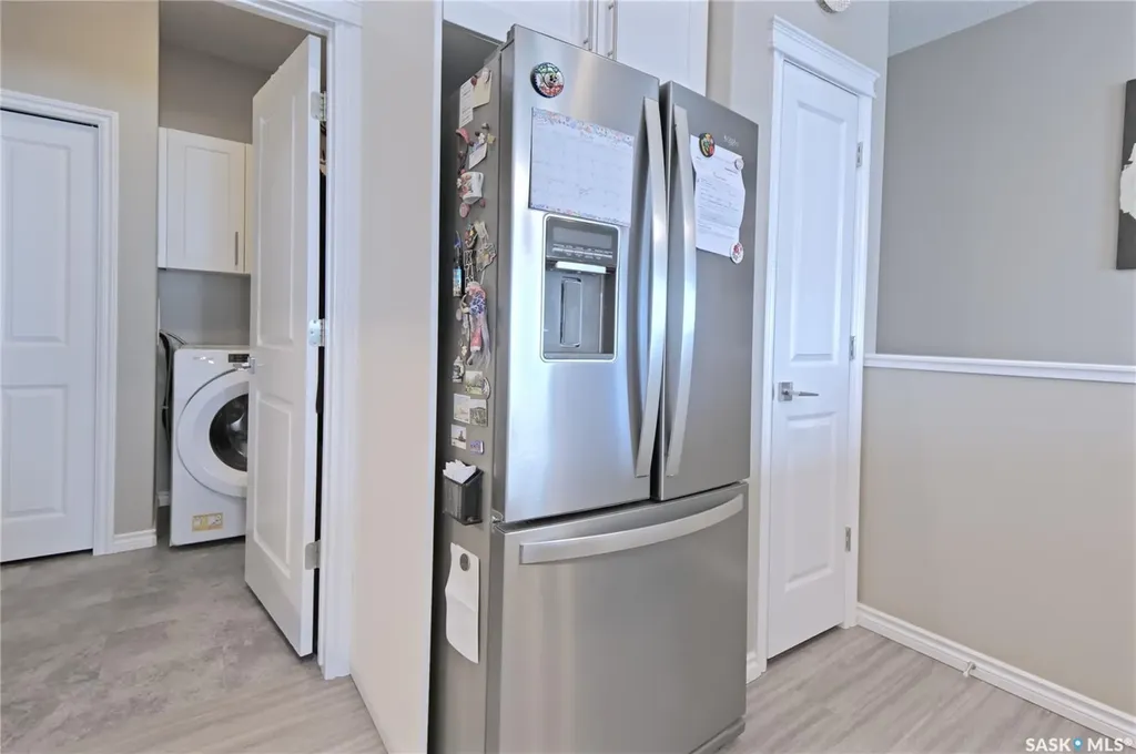 1015 Bradley Street Moose Jaw SK S6H 5Y4