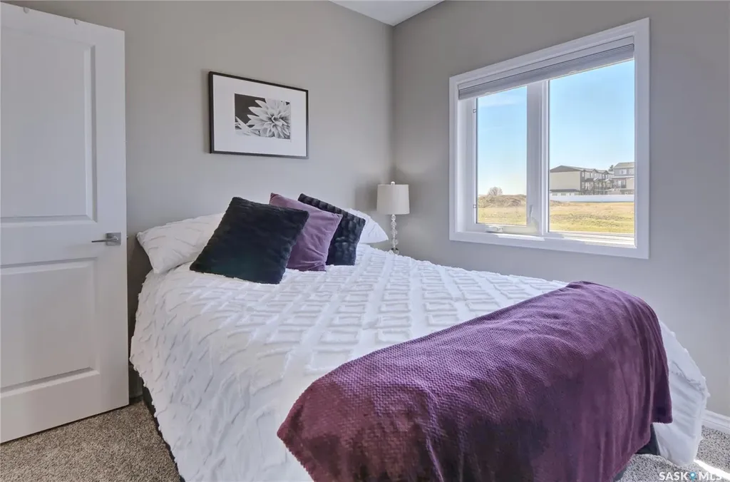1015 Bradley Street Moose Jaw SK S6H 5Y4