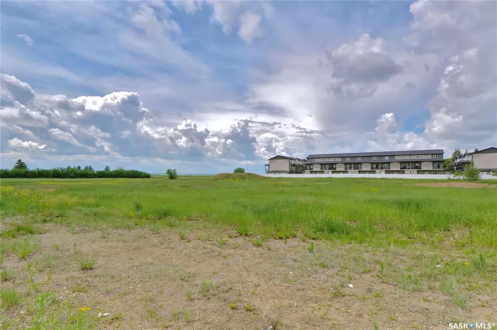 1015 Bradley Street Moose Jaw SK S6H 5Y4