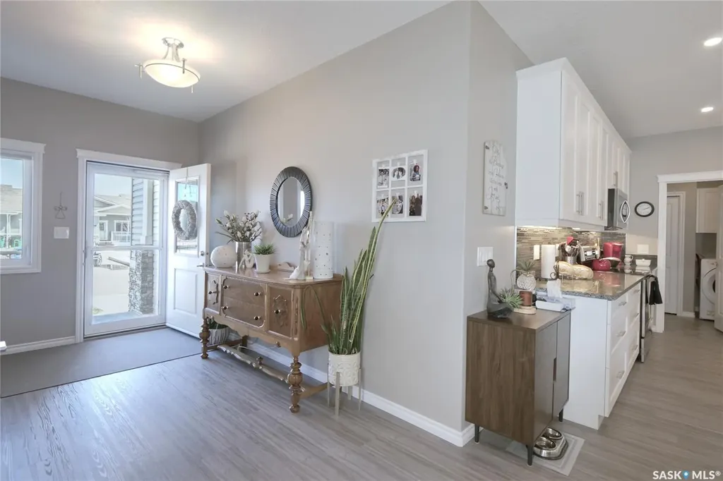 1015 Bradley Street Moose Jaw SK S6H 5Y4