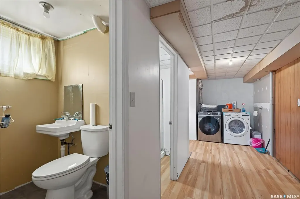 1329 Rupert Street Regina SK S4N 1V6