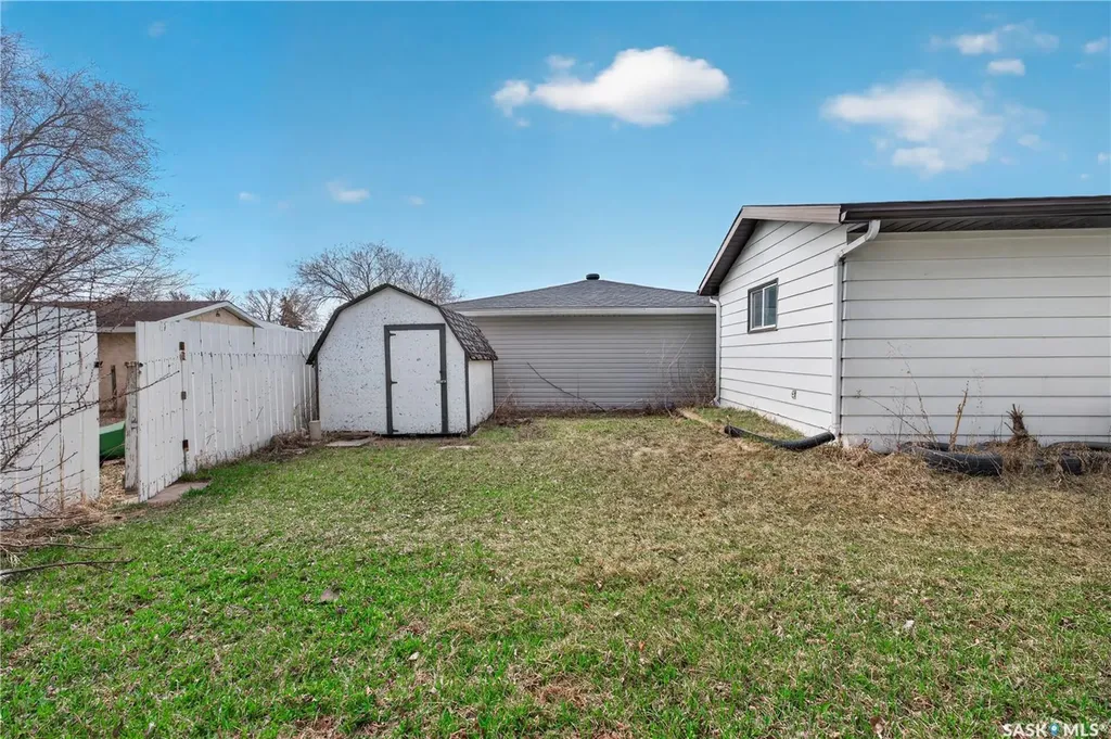 1329 Rupert Street Regina SK S4N 1V6