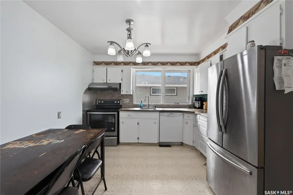 1329 Rupert Street Regina SK S4N 1V6
