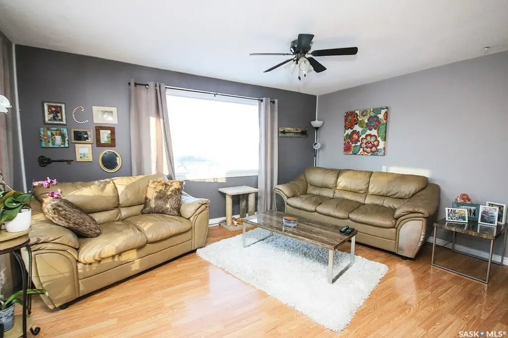 646 Albert Street Estevan SK S4A 1R6