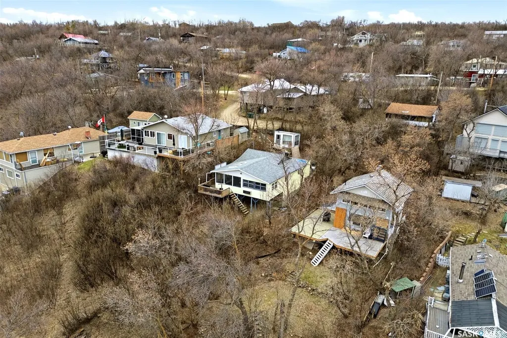 57 Sebolt Bay Lumsden Beach SK S4S 4C0