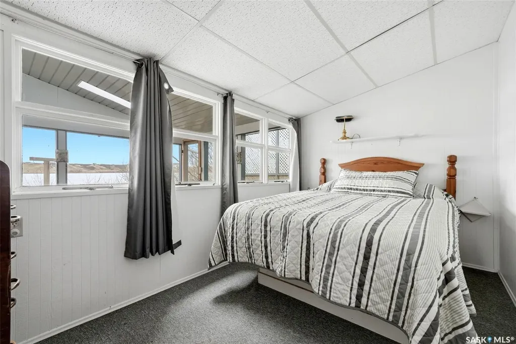 57 Sebolt Bay Lumsden Beach SK S4S 4C0