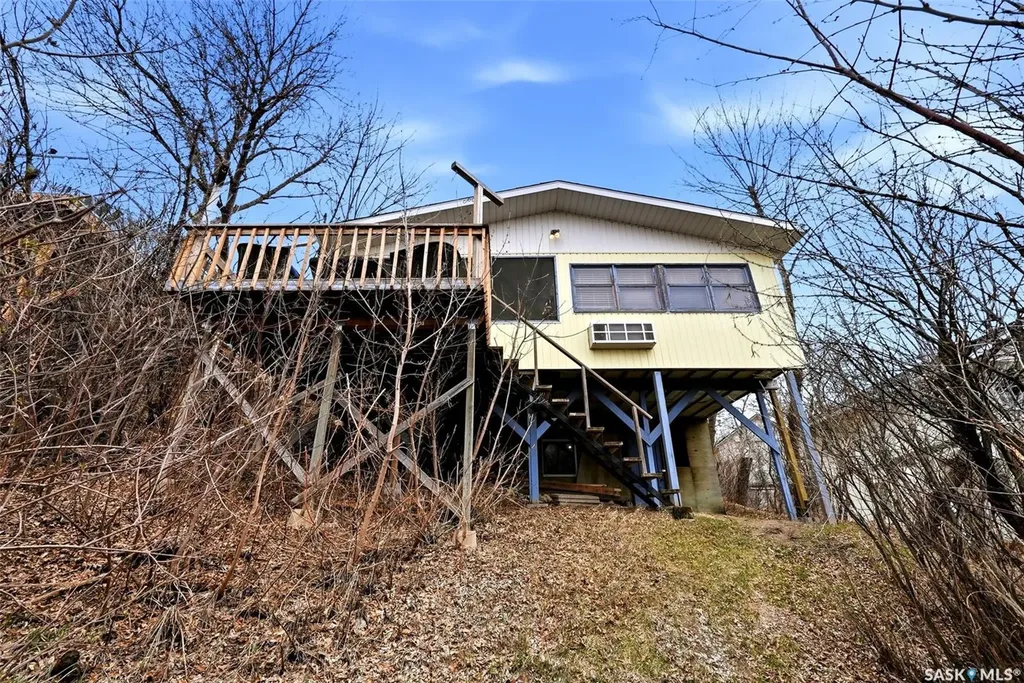 57 Sebolt Bay Lumsden Beach SK S4S 4C0
