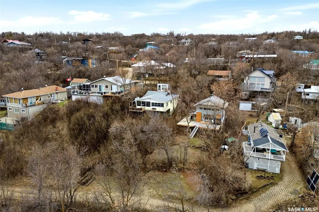 57 Sebolt Bay Lumsden Beach SK S4S 4C0