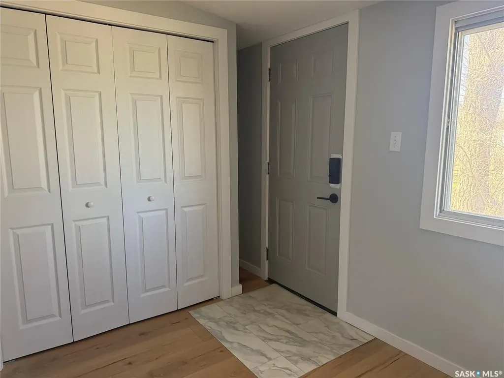 414 3rd Avenue Dodsland SK S0L 0V0