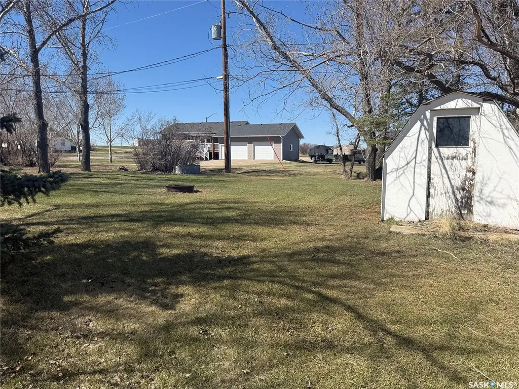 414 3rd Avenue Dodsland SK S0L 0V0