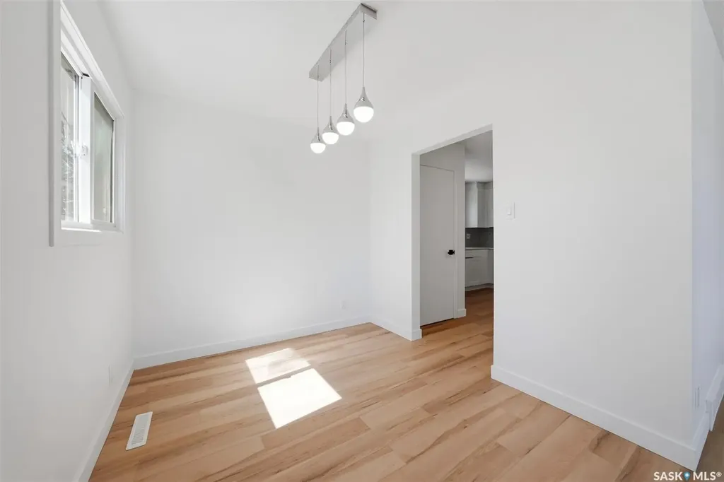 1310 East Centre Saskatoon SK S7J 3A9