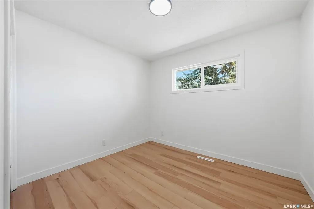 1310 East Centre Saskatoon SK S7J 3A9