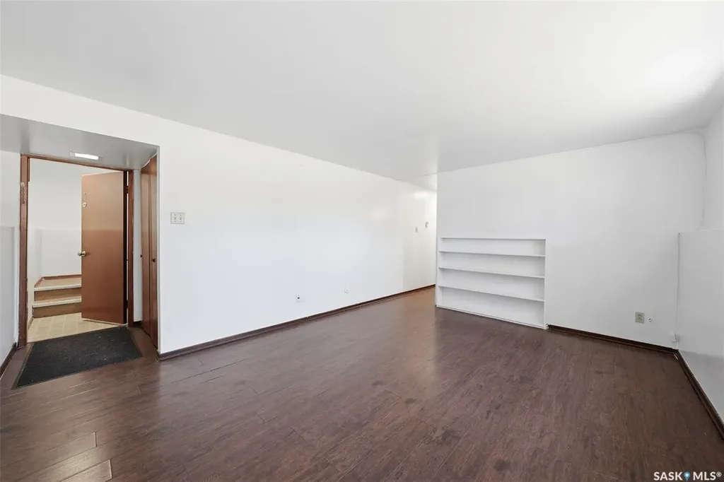 1310 East Centre Saskatoon SK S7J 3A9
