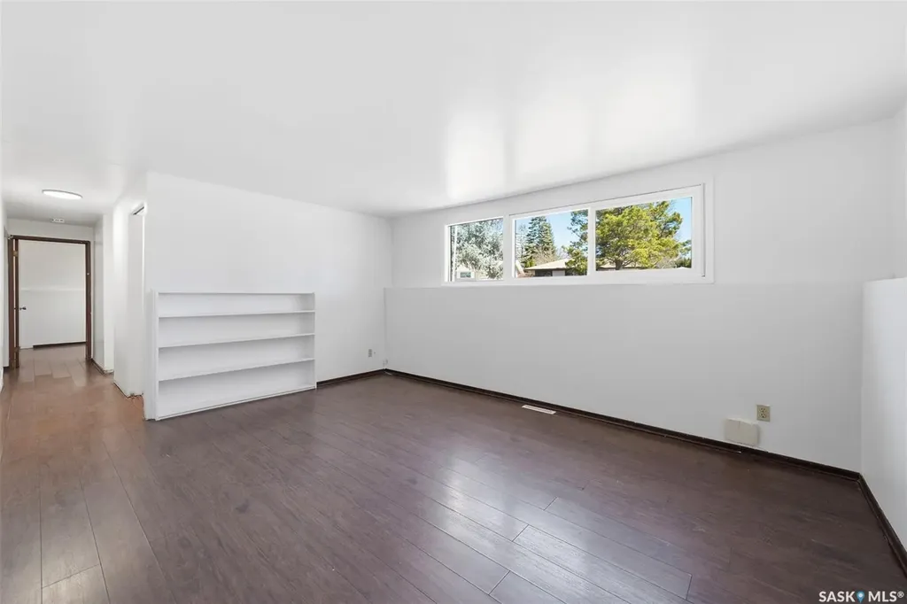 1310 East Centre Saskatoon SK S7J 3A9