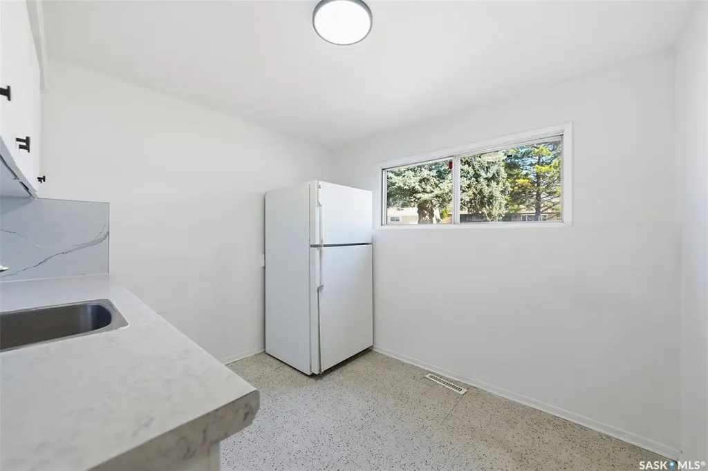 1310 East Centre Saskatoon SK S7J 3A9