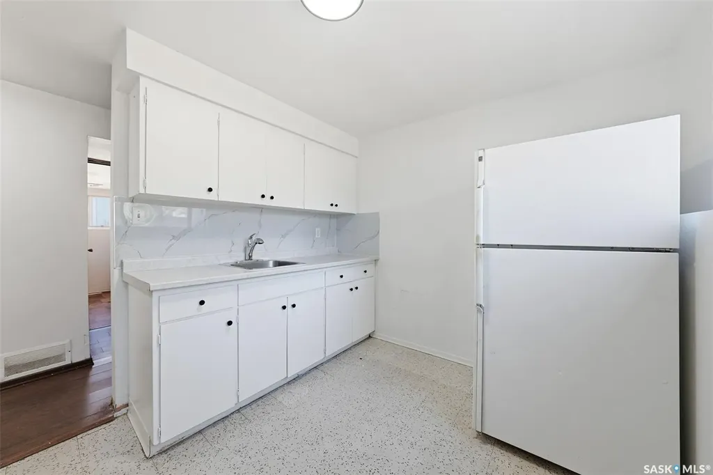 1310 East Centre Saskatoon SK S7J 3A9