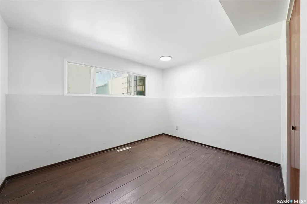 1310 East Centre Saskatoon SK S7J 3A9