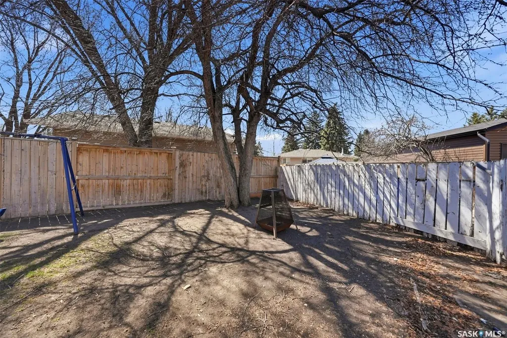 1310 East Centre Saskatoon SK S7J 3A9