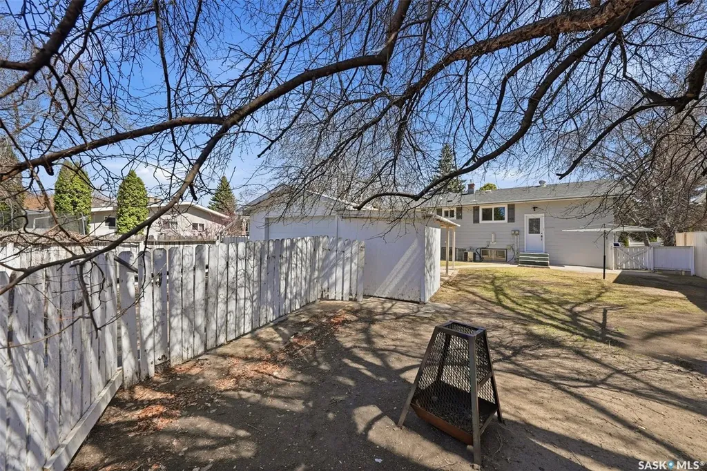 1310 East Centre Saskatoon SK S7J 3A9