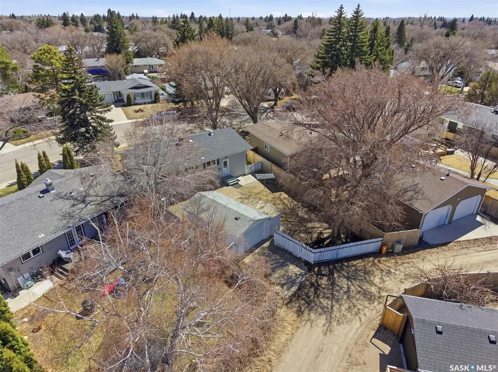 1310 East Centre Saskatoon SK S7J 3A9