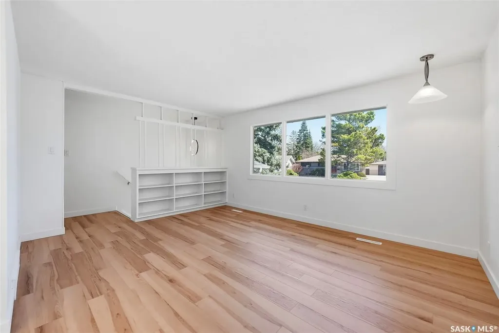 1310 East Centre Saskatoon SK S7J 3A9