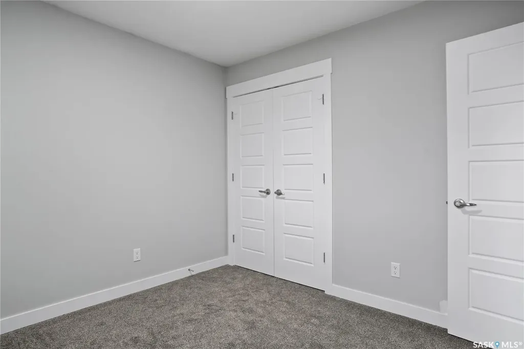 5422 Whereatt Road Regina SK S4W 0K4